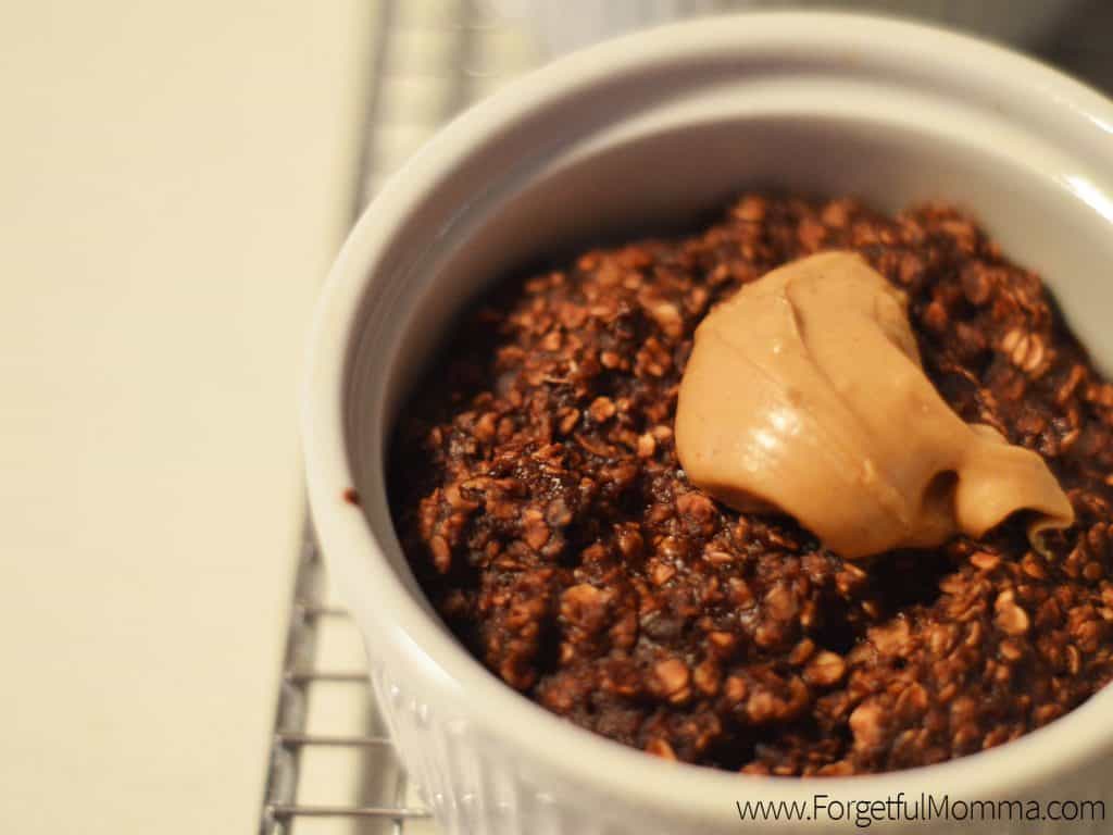 Peanut Butter Cup Baked Oatmeal Bowls