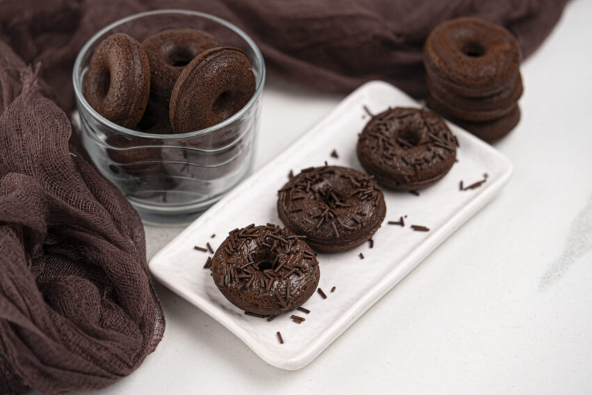 These mini donuts are delicious with toppings or without