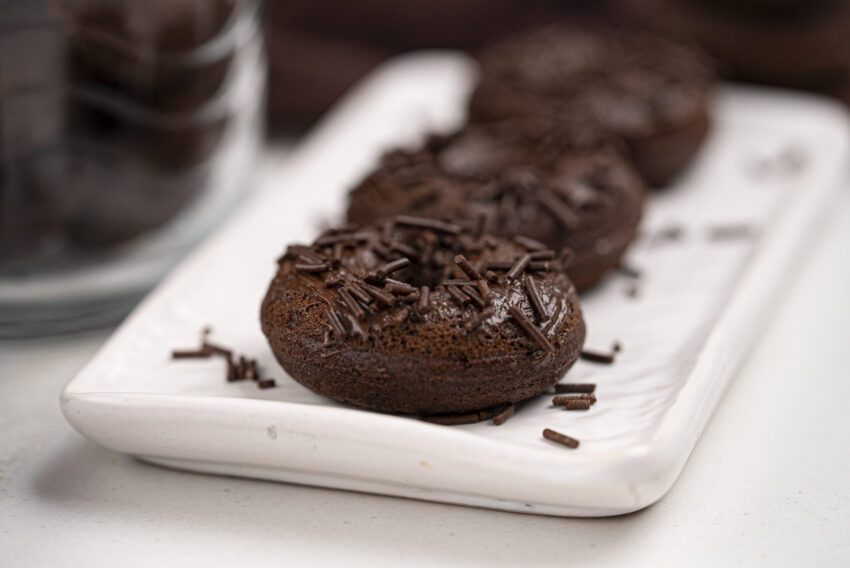 How cute are these chocolate donuts?
